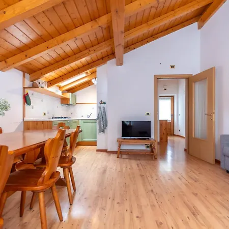 Apartmán La Casa Di Elvira-mansarda Alleghe